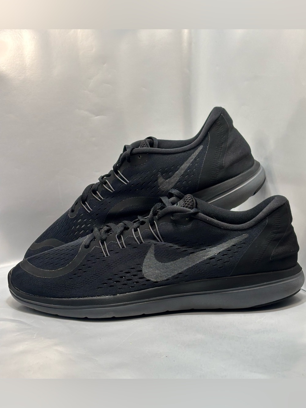 Nike Flex 2017 RN Shoes Mens 12 Black Metallic Heatite Running Athletic Sneakers